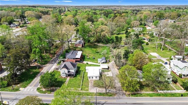 148 Robertson Avenue, Tallapoosa, GA 30176