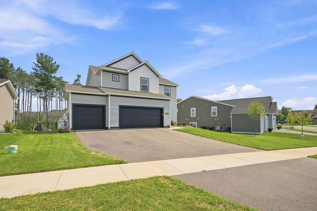 15519 Goodview Trail N, Hugo, MN 55038