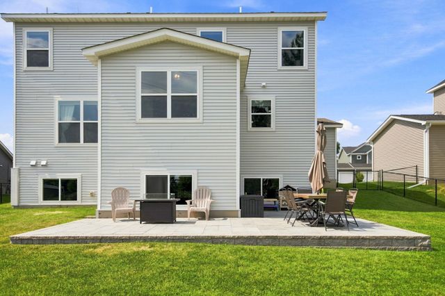 15519 Goodview Trail N, Hugo, MN 55038