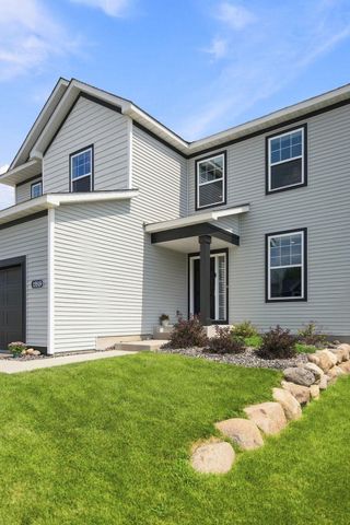 15519 Goodview Trail N, Hugo, MN 55038