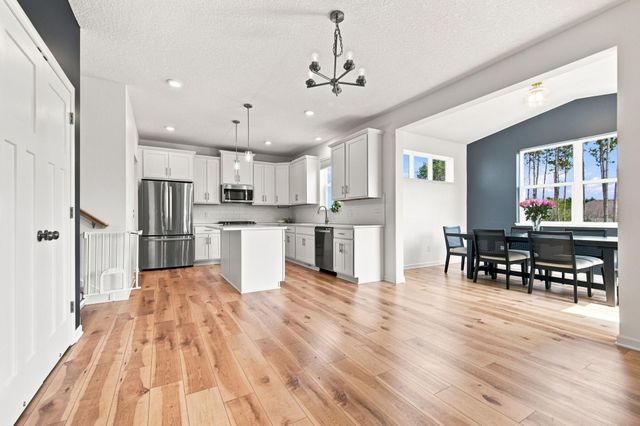 15519 Goodview Trail N, Hugo, MN 55038