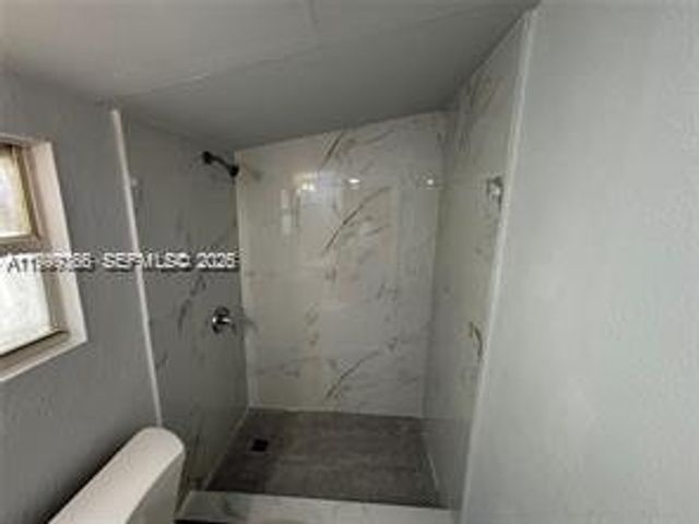 820 21st St C, West Palm Beach, FL 33407