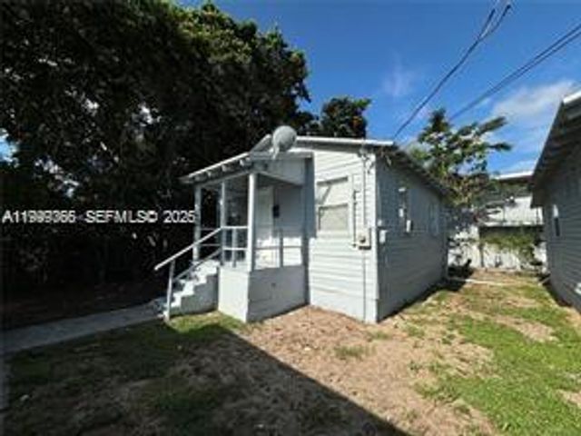 820 21st St C, West Palm Beach, FL 33407