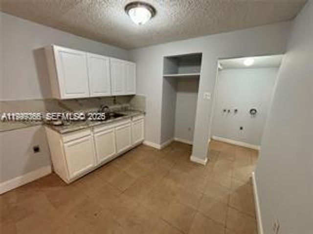 820 21st St C, West Palm Beach, FL 33407