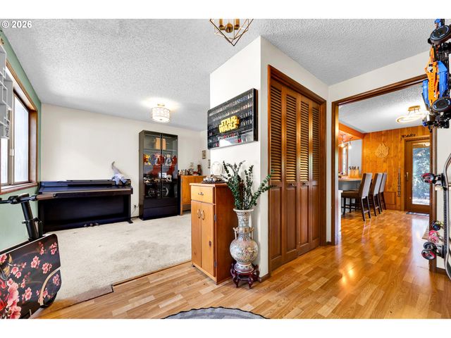 4791 LARKWOOD St, Eugene, OR 97405