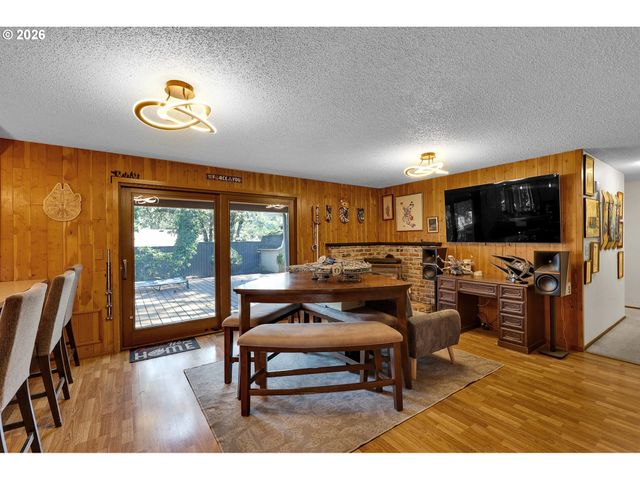 4791 LARKWOOD St, Eugene, OR 97405