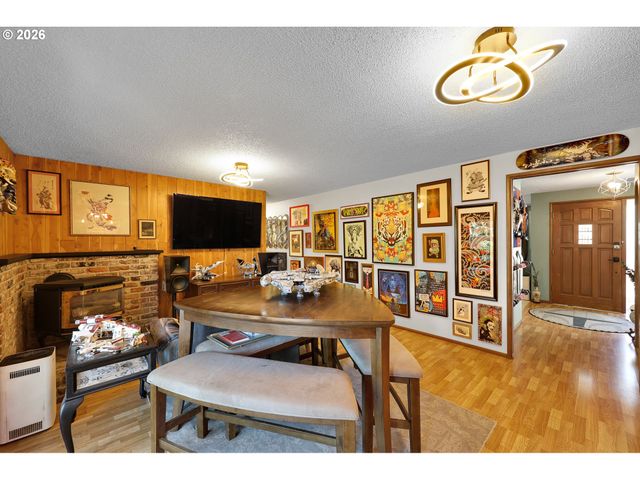 4791 LARKWOOD St, Eugene, OR 97405