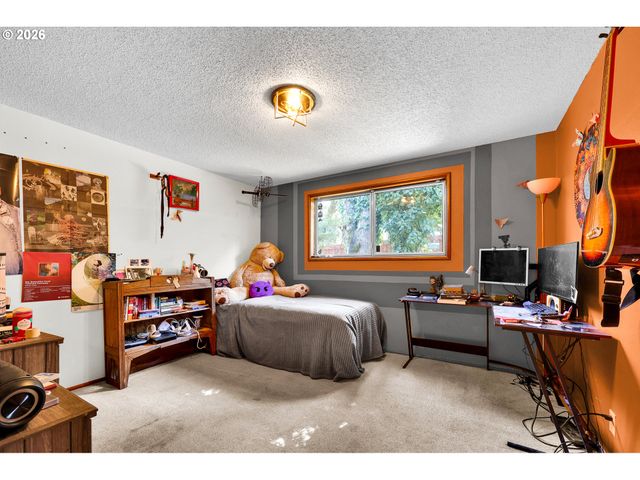 4791 LARKWOOD St, Eugene, OR 97405