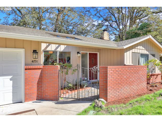 4791 LARKWOOD St, Eugene, OR 97405