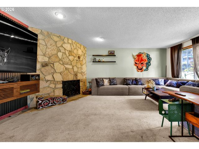 4791 LARKWOOD St, Eugene, OR 97405
