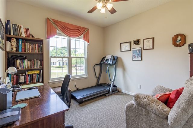 7 Highland Parkway, Bella Vista, AR 72715