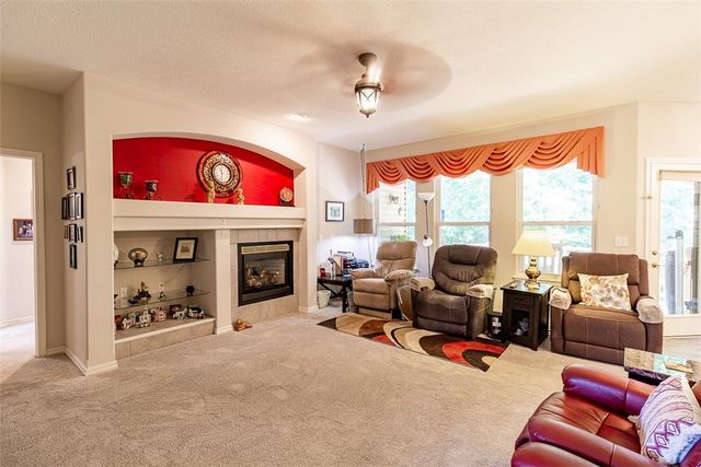7 Highland Parkway, Bella Vista, AR 72715