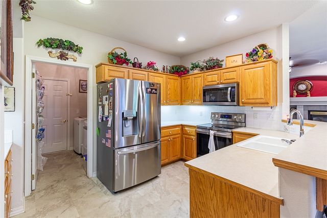 7 Highland Parkway, Bella Vista, AR 72715