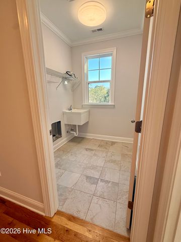 901 Saltspray Lane, Wilmington, NC 28409