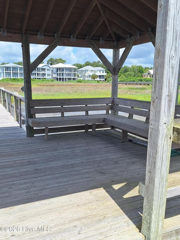 901 Saltspray Lane, Wilmington, NC 28409