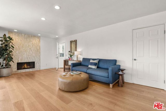 29 Lighthouse Street 2, Marina Del Rey, CA 90292