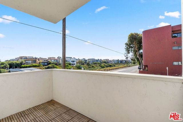 29 Lighthouse Street 2, Marina Del Rey, CA 90292
