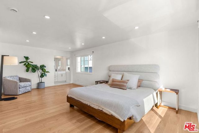 29 Lighthouse Street 2, Marina Del Rey, CA 90292