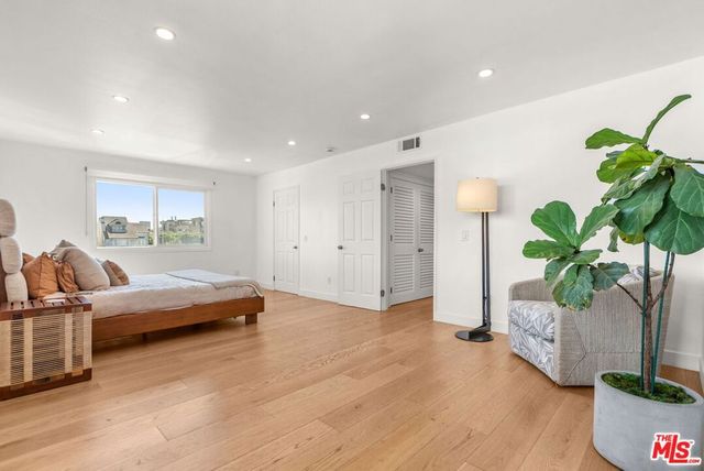 29 Lighthouse Street 2, Marina Del Rey, CA 90292