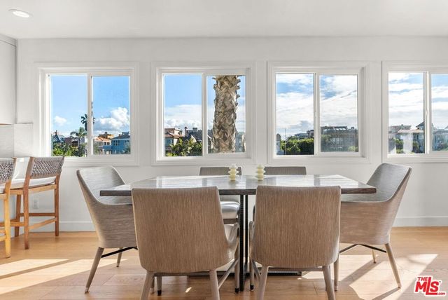 29 Lighthouse Street 2, Marina Del Rey, CA 90292