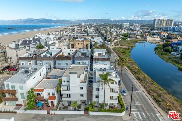 29 Lighthouse Street 2, Marina Del Rey, CA 90292