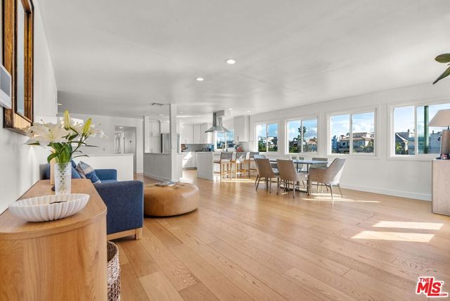 29 Lighthouse Street 2, Marina Del Rey, CA 90292