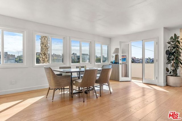 29 Lighthouse Street 2, Marina Del Rey, CA 90292