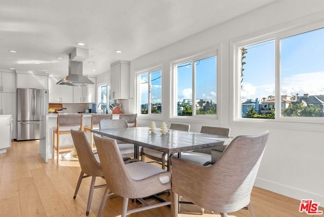 29 Lighthouse Street 2, Marina Del Rey, CA 90292