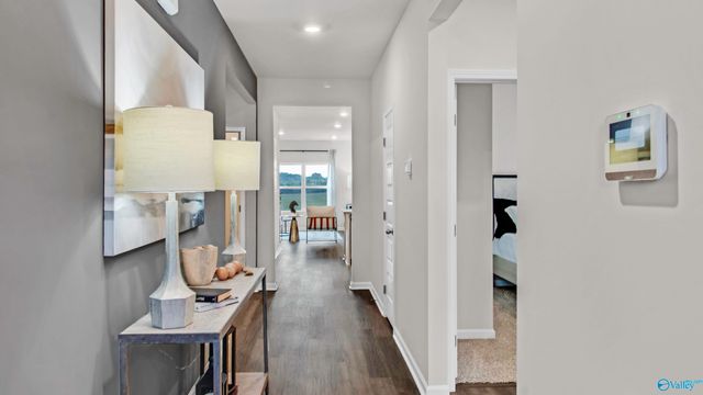 6142 Feather Way SE, Owens Cross Roads, AL 35763