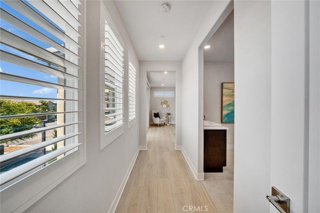 200 Chorus, Irvine, CA 92618