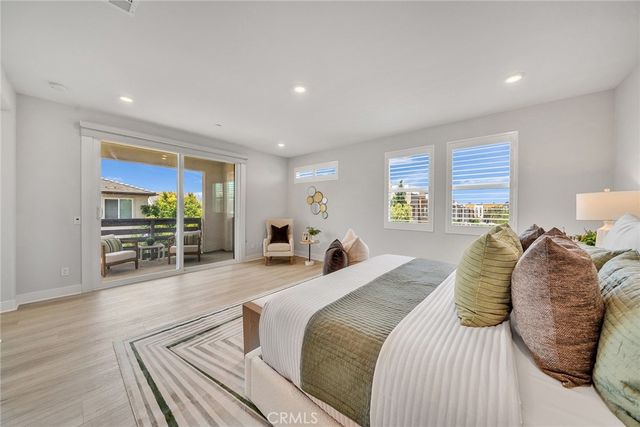 200 Chorus, Irvine, CA 92618