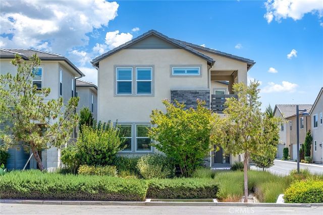 200 Chorus, Irvine, CA 92618