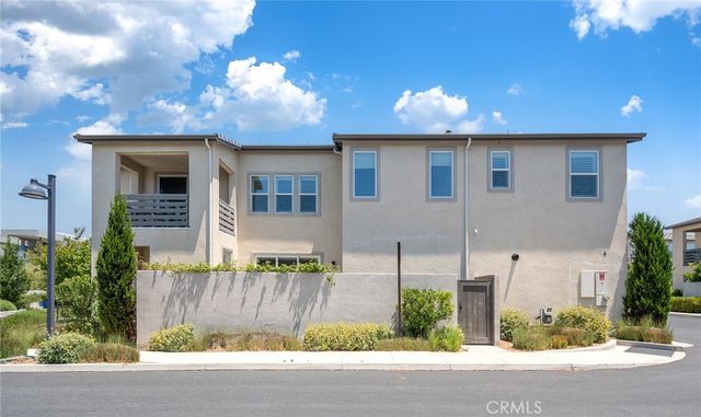 200 Chorus, Irvine, CA 92618