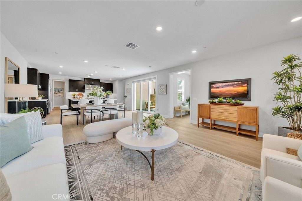 200 Chorus, Irvine, CA 92618 — photo 4