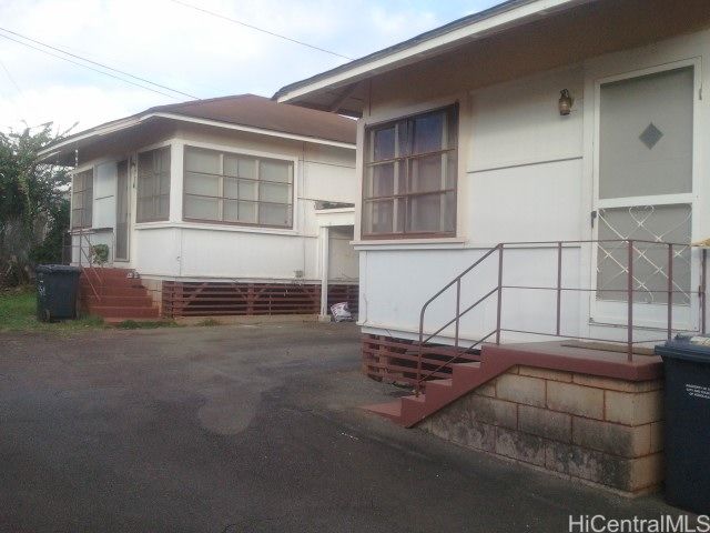 718 10th Avenue, Honolulu, HI 96816