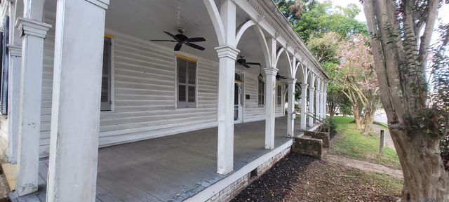 12415 St Helena St, Clinton, LA 70722