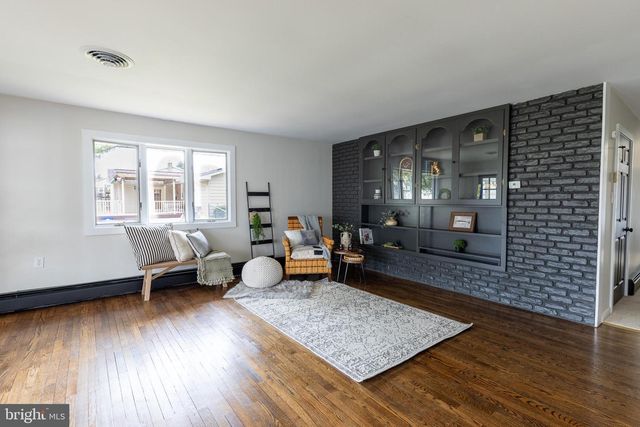 1286 FOX DEN DRIVE, Chambersburg, PA 17202