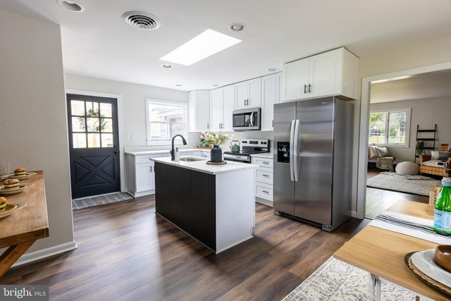 1286 FOX DEN DRIVE, Chambersburg, PA 17202