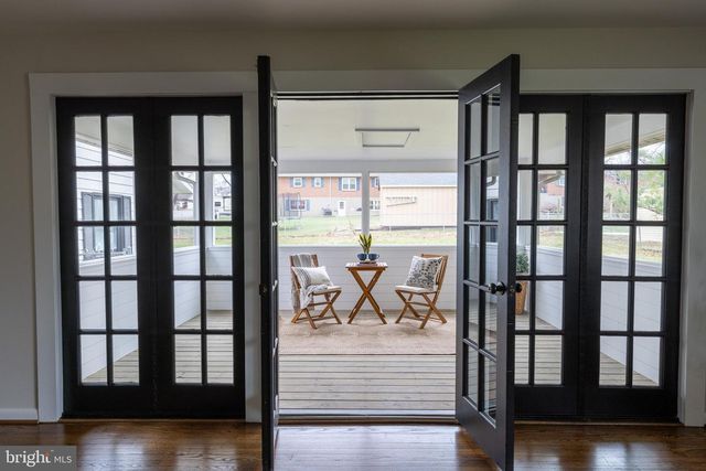 1286 FOX DEN DRIVE, Chambersburg, PA 17202