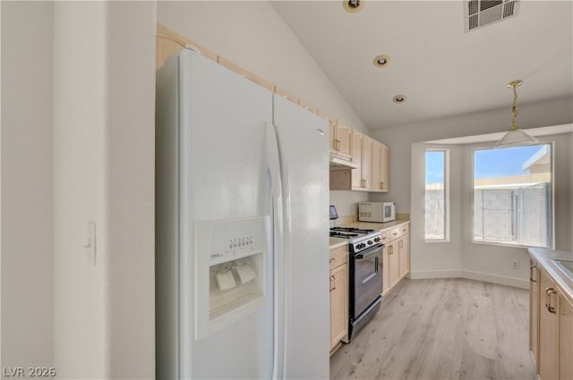 970 Hunters Run Drive, Henderson, NV 89002