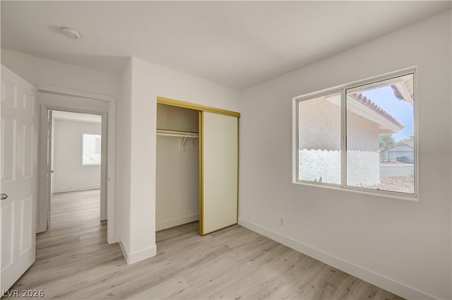 970 Hunters Run Drive, Henderson, NV 89002