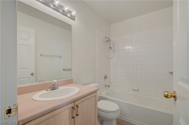 970 Hunters Run Drive, Henderson, NV 89002