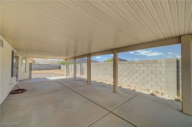 970 Hunters Run Drive, Henderson, NV 89002
