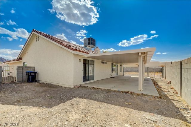 970 Hunters Run Drive, Henderson, NV 89002