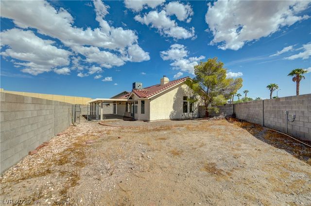970 Hunters Run Drive, Henderson, NV 89002