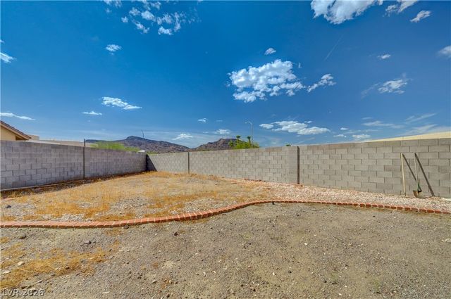 970 Hunters Run Drive, Henderson, NV 89002
