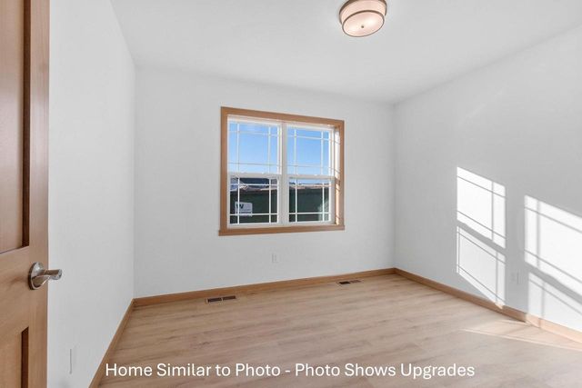 1266 PUTNAM DRIVE, Pulaski, WI 54162