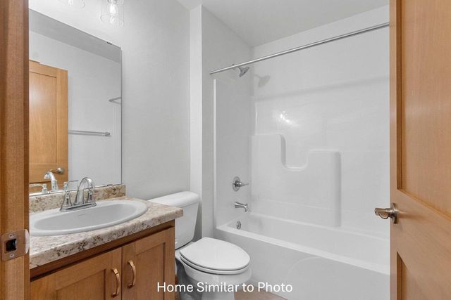1266 PUTNAM DRIVE, Pulaski, WI 54162