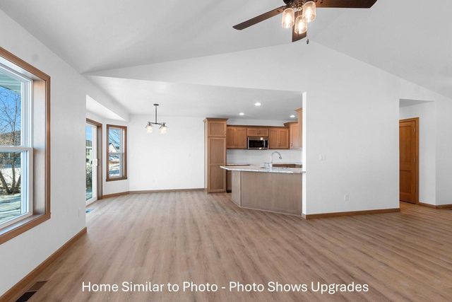 1266 PUTNAM DRIVE, Pulaski, WI 54162