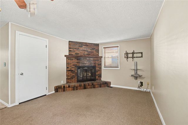 6637 Taylorsville Road, Huber Heights, OH 45424